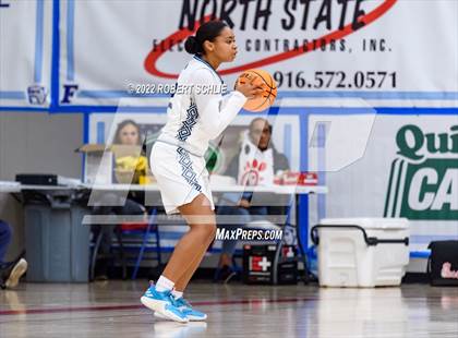 Thumbnail 3 in Pleasant Valley vs Oak Ridge (Folsom-Vista Winter Classic) photogallery.
