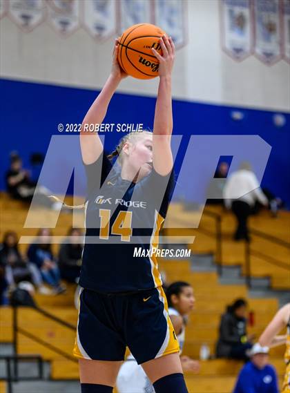 Thumbnail 1 in Pleasant Valley vs Oak Ridge (Folsom-Vista Winter Classic) photogallery.