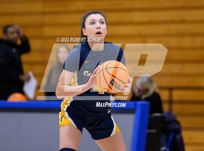 Thumbnail 1 in Pleasant Valley vs Oak Ridge (Folsom-Vista Winter Classic) photogallery.