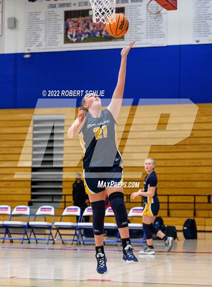 Thumbnail 2 in Pleasant Valley vs Oak Ridge (Folsom-Vista Winter Classic) photogallery.