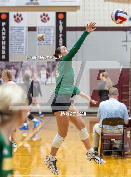 Thumbnail 1 in Greenbrier @ Lakeside photogallery.