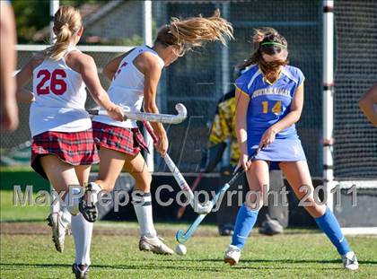Thumbnail 3 in Glendora vs Fountain Valley (SS CIF Playoff) photogallery.