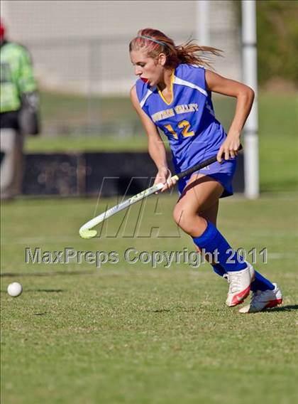 Thumbnail 3 in Glendora vs Fountain Valley (SS CIF Playoff) photogallery.