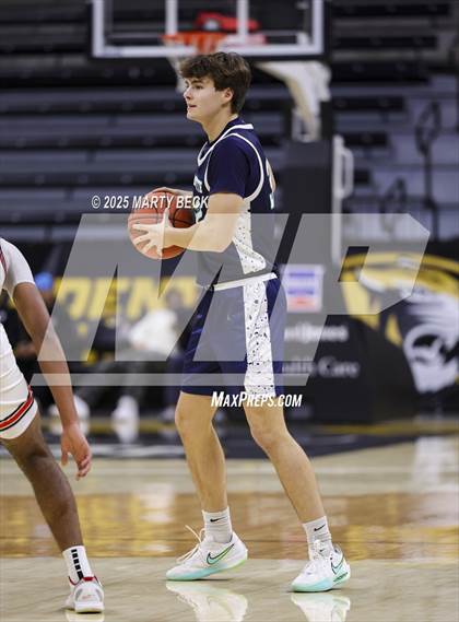 Thumbnail 1 in Marquette vs Jefferson City (Norm Stewart Classic) photogallery.