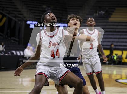 Thumbnail 2 in Marquette vs Jefferson City (Norm Stewart Classic) photogallery.