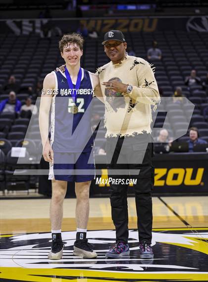 Thumbnail 1 in Marquette vs Jefferson City (Norm Stewart Classic) photogallery.