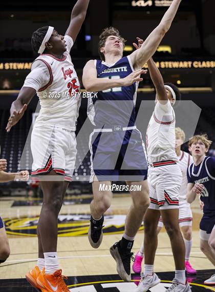 Thumbnail 1 in Marquette vs Jefferson City (Norm Stewart Classic) photogallery.