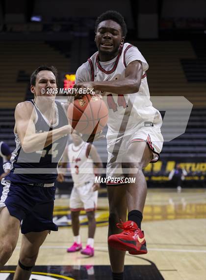 Thumbnail 2 in Marquette vs Jefferson City (Norm Stewart Classic) photogallery.