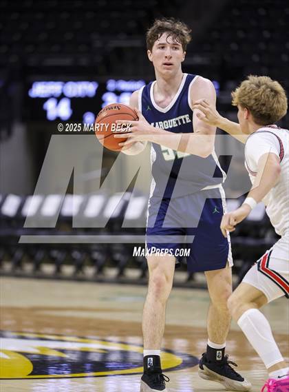 Thumbnail 1 in Marquette vs Jefferson City (Norm Stewart Classic) photogallery.