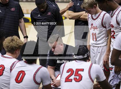 Thumbnail 2 in Marquette vs Jefferson City (Norm Stewart Classic) photogallery.
