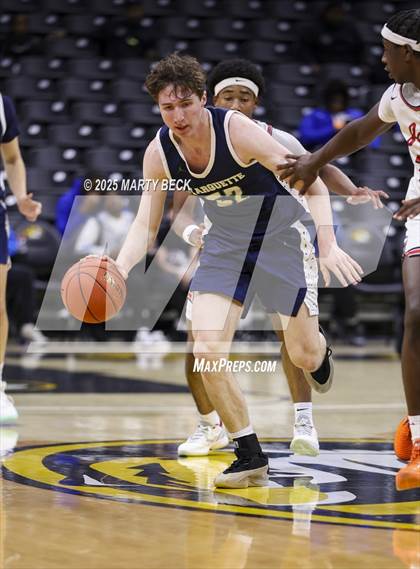 Thumbnail 2 in Marquette vs Jefferson City (Norm Stewart Classic) photogallery.