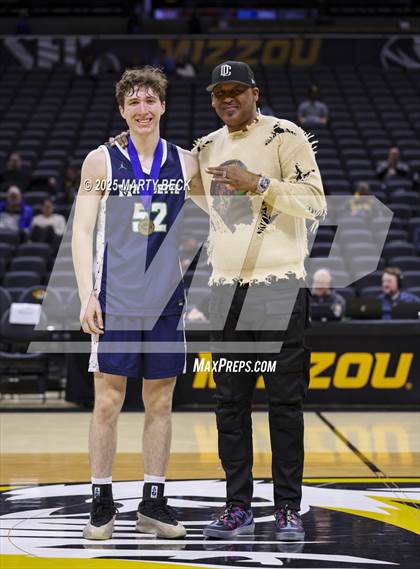 Thumbnail 3 in Marquette vs Jefferson City (Norm Stewart Classic) photogallery.