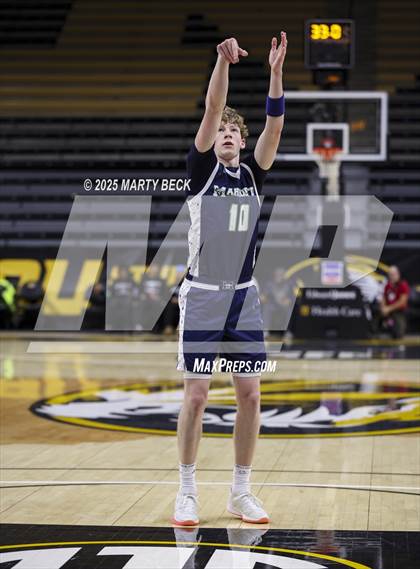 Thumbnail 2 in Marquette vs Jefferson City (Norm Stewart Classic) photogallery.