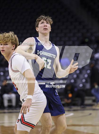 Thumbnail 3 in Marquette vs Jefferson City (Norm Stewart Classic) photogallery.