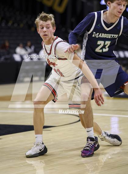 Thumbnail 2 in Marquette vs Jefferson City (Norm Stewart Classic) photogallery.
