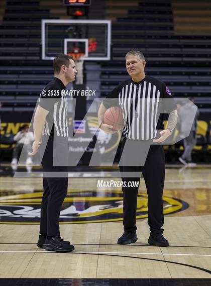 Thumbnail 2 in Marquette vs Jefferson City (Norm Stewart Classic) photogallery.