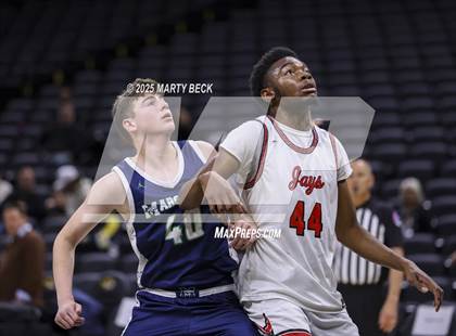 Thumbnail 1 in Marquette vs Jefferson City (Norm Stewart Classic) photogallery.