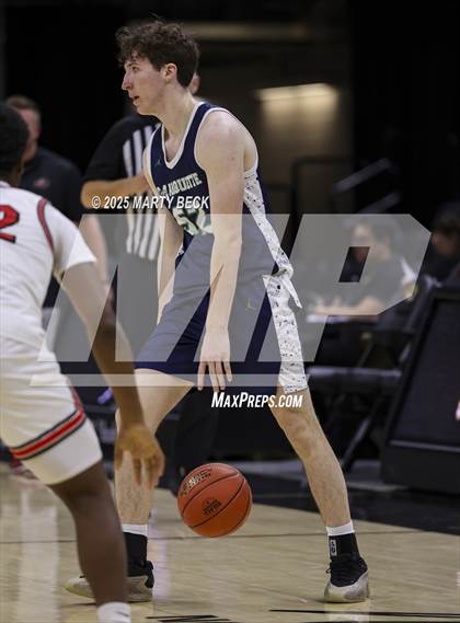 Thumbnail 1 in Marquette vs Jefferson City (Norm Stewart Classic) photogallery.