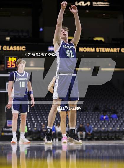 Thumbnail 3 in Marquette vs Jefferson City (Norm Stewart Classic) photogallery.