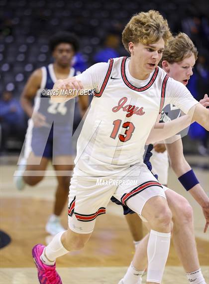 Thumbnail 2 in Marquette vs Jefferson City (Norm Stewart Classic) photogallery.