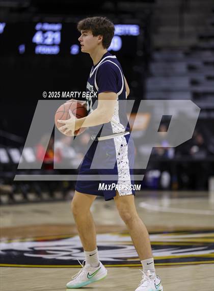 Thumbnail 1 in Marquette vs Jefferson City (Norm Stewart Classic) photogallery.