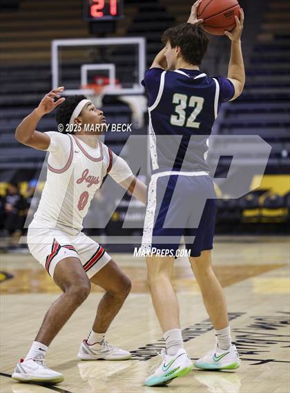 Thumbnail 1 in Marquette vs Jefferson City (Norm Stewart Classic) photogallery.