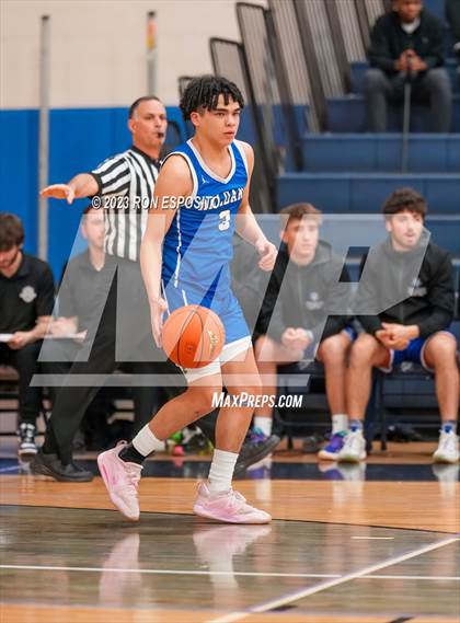 Thumbnail 3 in Pierson vs Haldane (NYSPHSAA Class C Regional) photogallery.