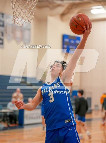 Thumbnail 2 in Pierson vs Haldane (NYSPHSAA Class C Regional) photogallery.