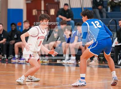 Thumbnail 2 in Pierson vs Haldane (NYSPHSAA Class C Regional) photogallery.