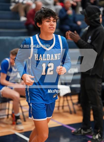 Thumbnail 1 in Pierson vs Haldane (NYSPHSAA Class C Regional) photogallery.