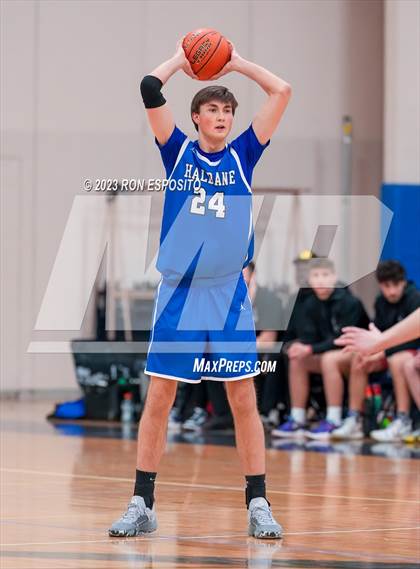 Thumbnail 2 in Pierson vs Haldane (NYSPHSAA Class C Regional) photogallery.