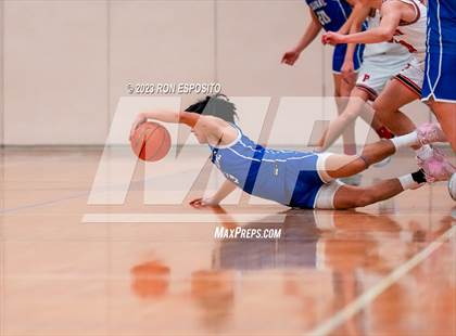 Thumbnail 3 in Pierson vs Haldane (NYSPHSAA Class C Regional) photogallery.