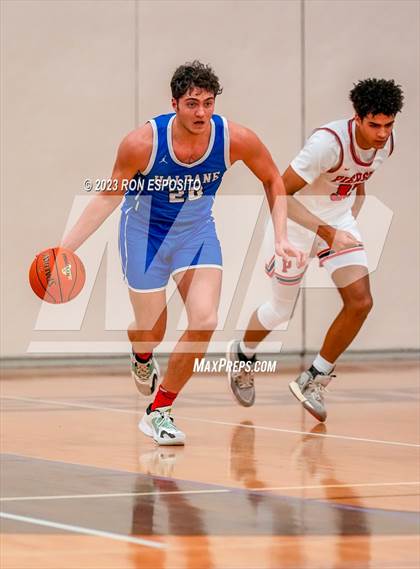Thumbnail 2 in Pierson vs Haldane (NYSPHSAA Class C Regional) photogallery.