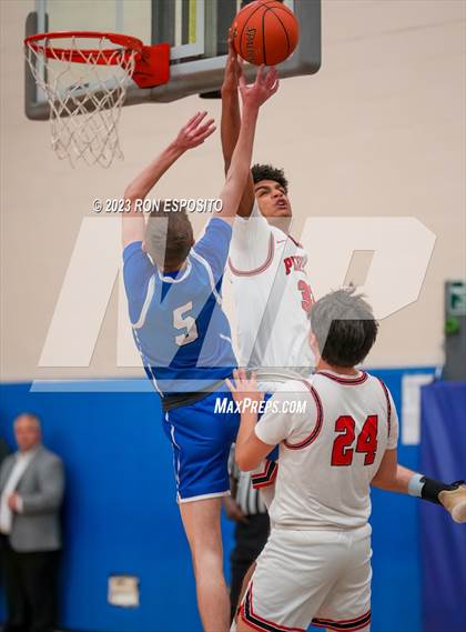Thumbnail 1 in Pierson vs Haldane (NYSPHSAA Class C Regional) photogallery.
