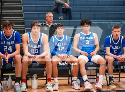 Thumbnail 1 in Pierson vs Haldane (NYSPHSAA Class C Regional) photogallery.
