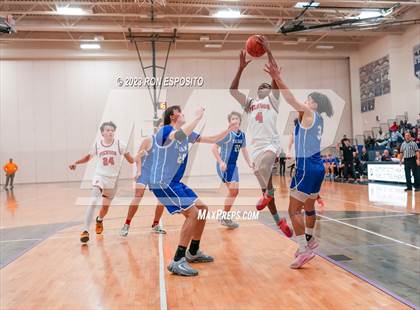 Thumbnail 2 in Pierson vs Haldane (NYSPHSAA Class C Regional) photogallery.