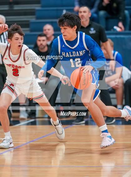 Thumbnail 2 in Pierson vs Haldane (NYSPHSAA Class C Regional) photogallery.
