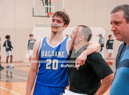 Thumbnail 1 in Pierson vs Haldane (NYSPHSAA Class C Regional) photogallery.