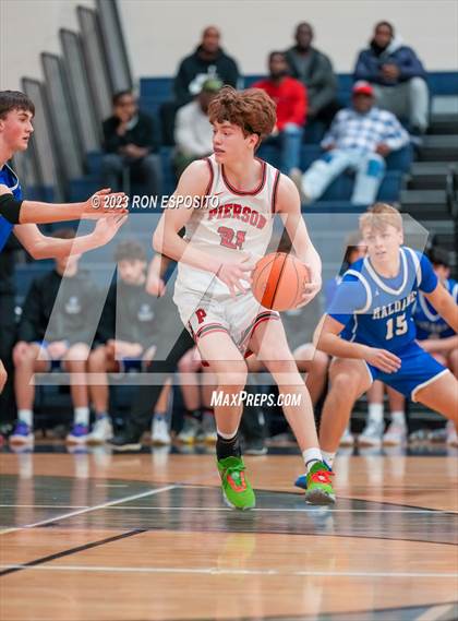 Thumbnail 3 in Pierson vs Haldane (NYSPHSAA Class C Regional) photogallery.