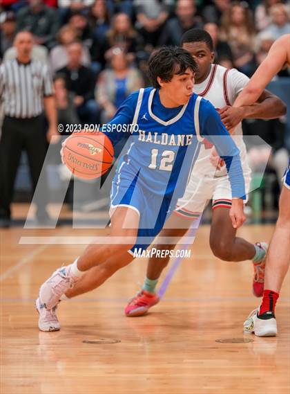 Thumbnail 2 in Pierson vs Haldane (NYSPHSAA Class C Regional) photogallery.