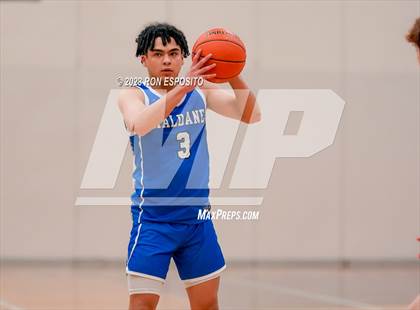 Thumbnail 2 in Pierson vs Haldane (NYSPHSAA Class C Regional) photogallery.