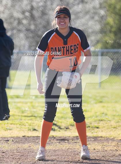 Thumbnail 3 in Santa Rosa vs Maria Carrillo photogallery.