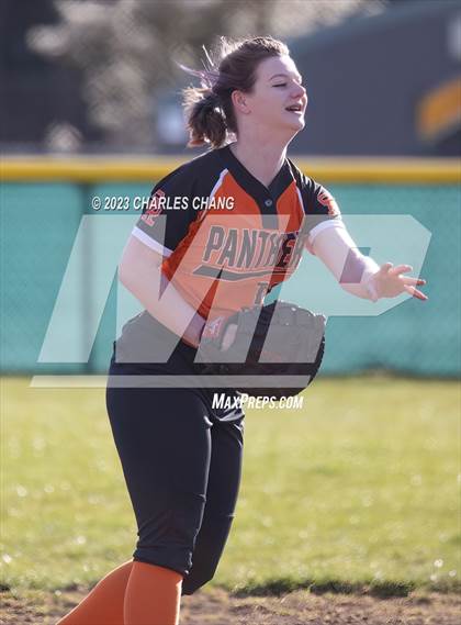 Thumbnail 2 in Santa Rosa vs Maria Carrillo photogallery.