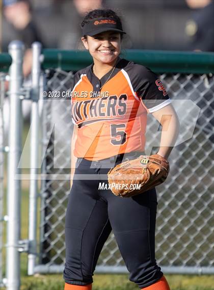 Thumbnail 2 in Santa Rosa vs Maria Carrillo photogallery.