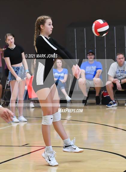 Thumbnail 2 in Valley Christian vs. Cactus (EPIC Tournament Chandler Prep Invite) Platinum Division - Championship  photogallery.