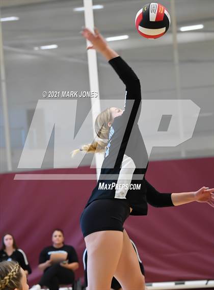 Thumbnail 2 in Valley Christian vs. Cactus (EPIC Tournament Chandler Prep Invite) Platinum Division - Championship  photogallery.