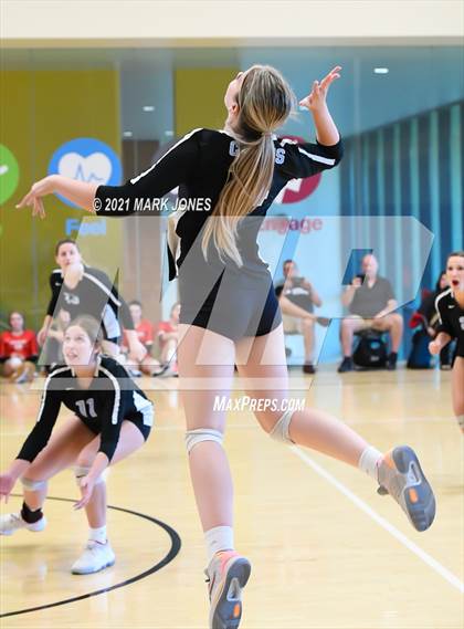 Thumbnail 1 in Valley Christian vs. Cactus (EPIC Tournament Chandler Prep Invite) Platinum Division - Championship  photogallery.