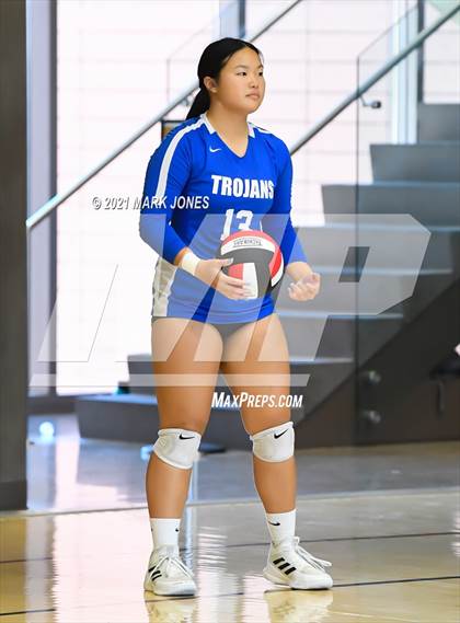 Thumbnail 3 in Valley Christian vs. Cactus (EPIC Tournament Chandler Prep Invite) Platinum Division - Championship  photogallery.