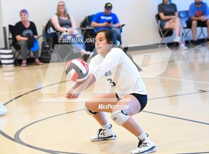 Thumbnail 1 in Valley Christian vs. Cactus (EPIC Tournament Chandler Prep Invite) Platinum Division - Championship  photogallery.