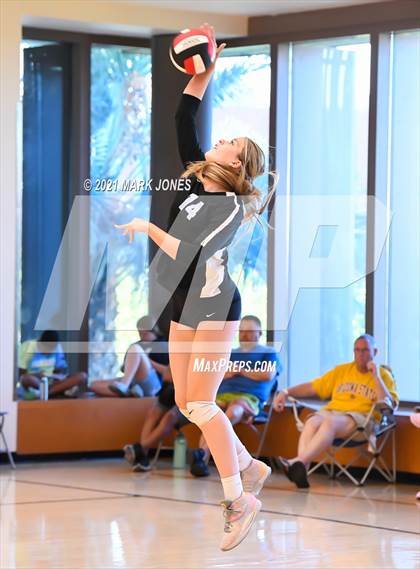 Thumbnail 2 in Valley Christian vs. Cactus (EPIC Tournament Chandler Prep Invite) Platinum Division - Championship  photogallery.